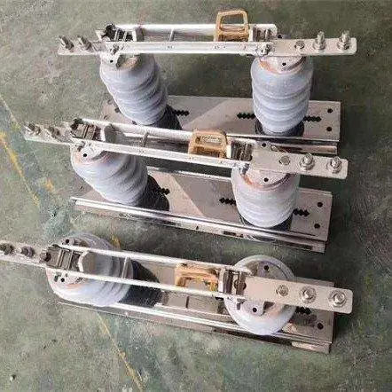 东开电气GW9-12隔离开关12KV 25KA 3P机械电气双寿