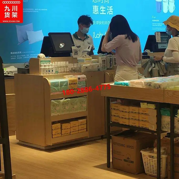 南昌OCE连锁-服装展架-伶俐***货架