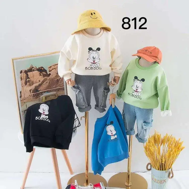 秋冬童装圆领套卫衣开服装店从哪里找货源厂家男女中小童套装