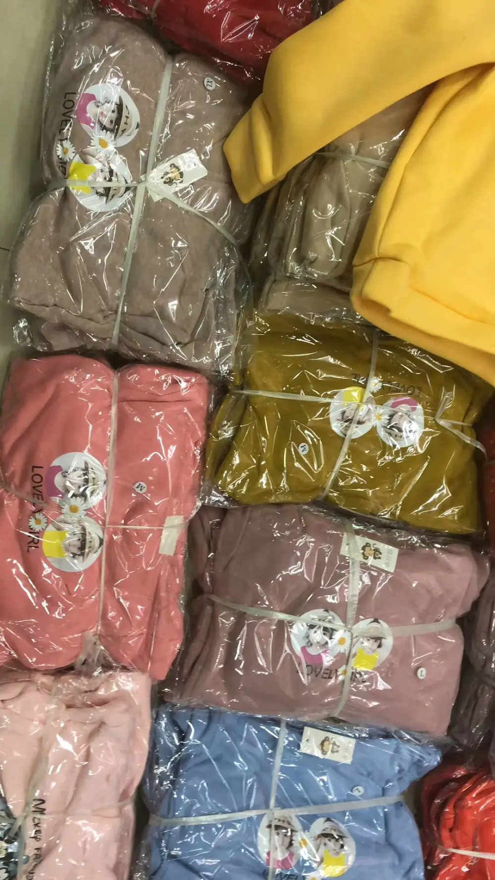 浙江温州一手服装童装工厂直销外贸 几岁的地摊童打底衣瑞丽中小童长袖T恤