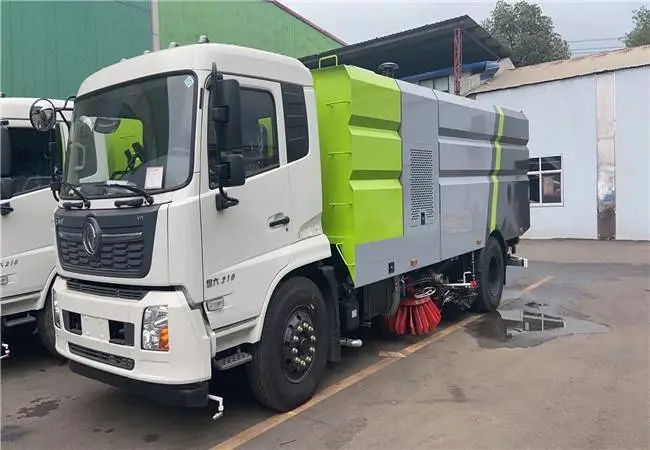 喷雾道路清扫车快速清扫专家