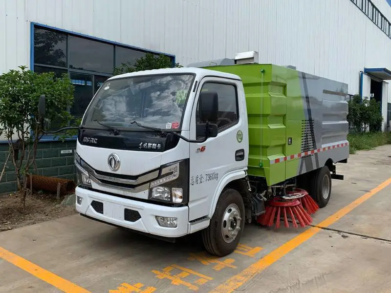 扫路车