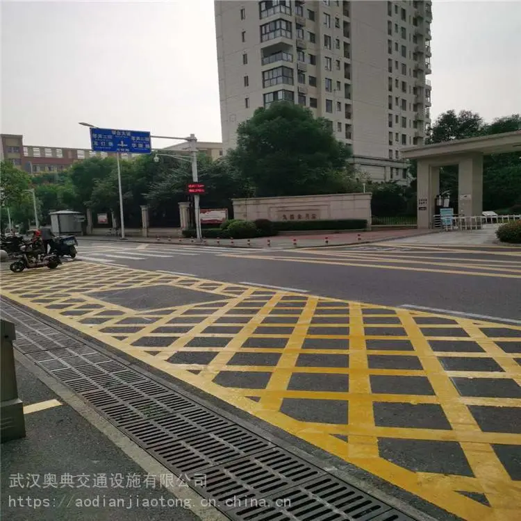 武汉热熔交通道路标线 热熔标线多少钱一平米施工专业有保障
