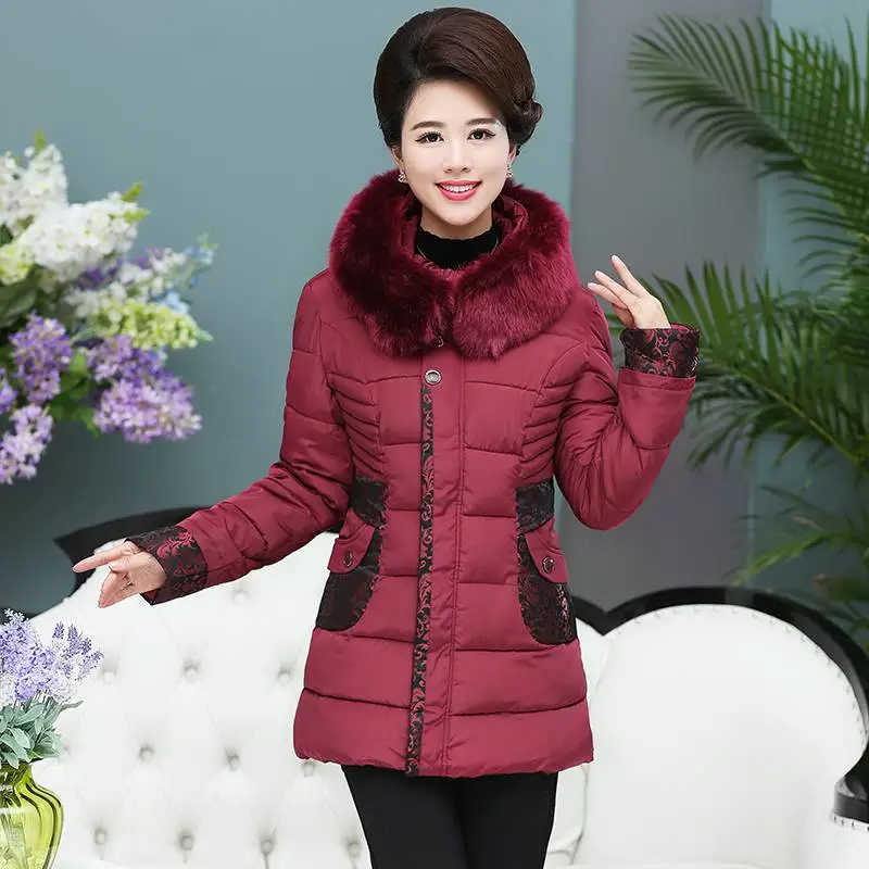 广州服装批发一件起批羽绒棉服女式中长款潮加厚棉衣外套外贸批发中老年人服装5元批发