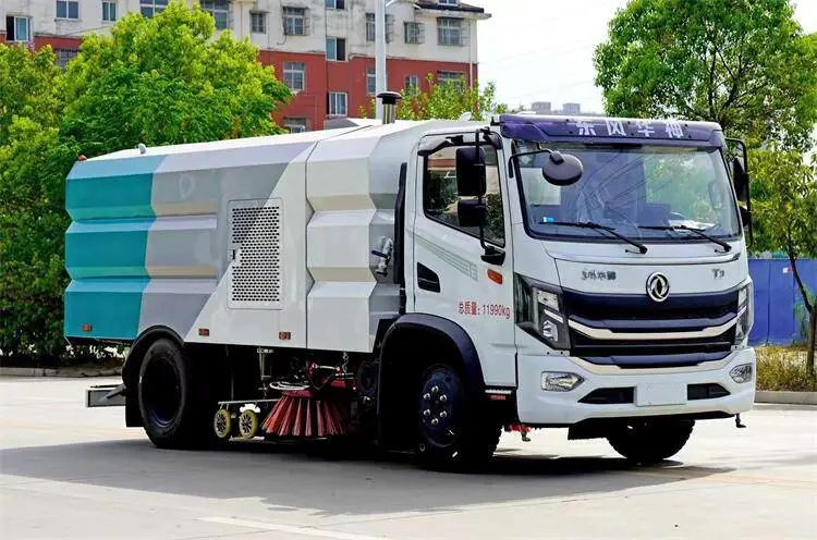 驾驶式扫地车*** 东风多利卡价格 中联清扫车扫路车配件