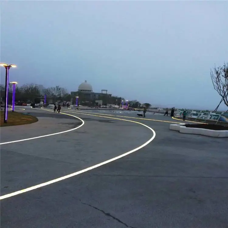 水下景观灯,彩色灯带批发,长条地埋灯定制,深圳地砖灯厂家