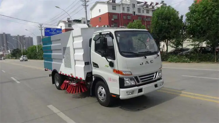 浙江电动清扫车品牌 哪里改装拖拉机清扫车 小学垃圾清扫车