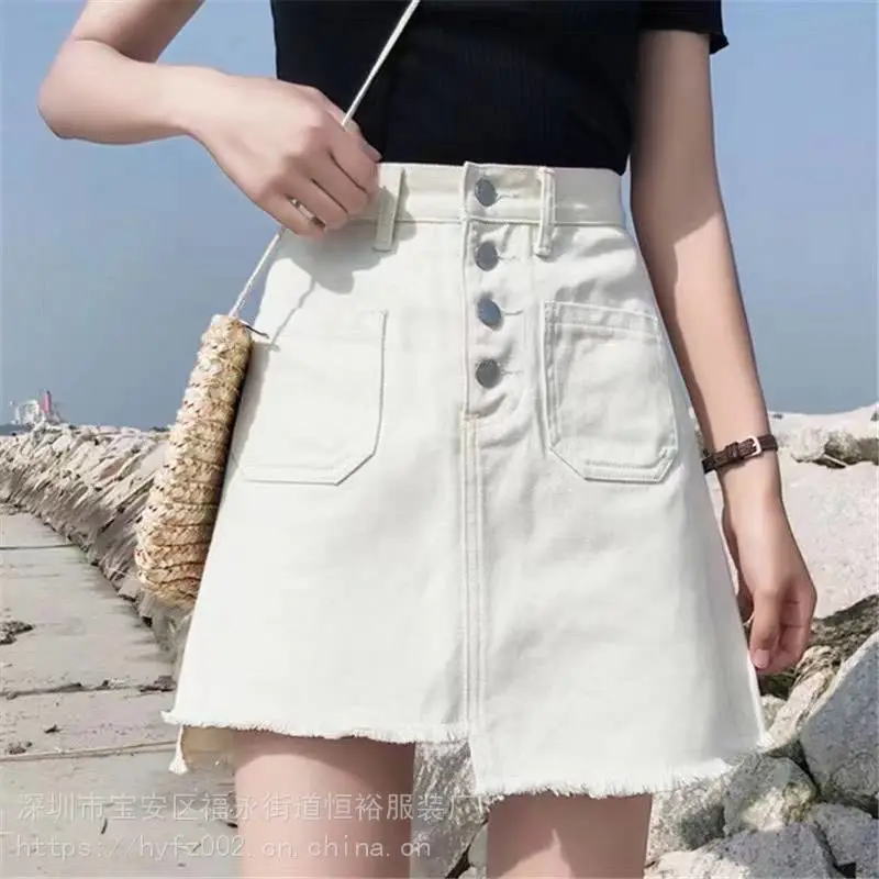 广东清远牛仔短裤的清凉穿搭跑量货源尾货女式休闲牛仔短裤