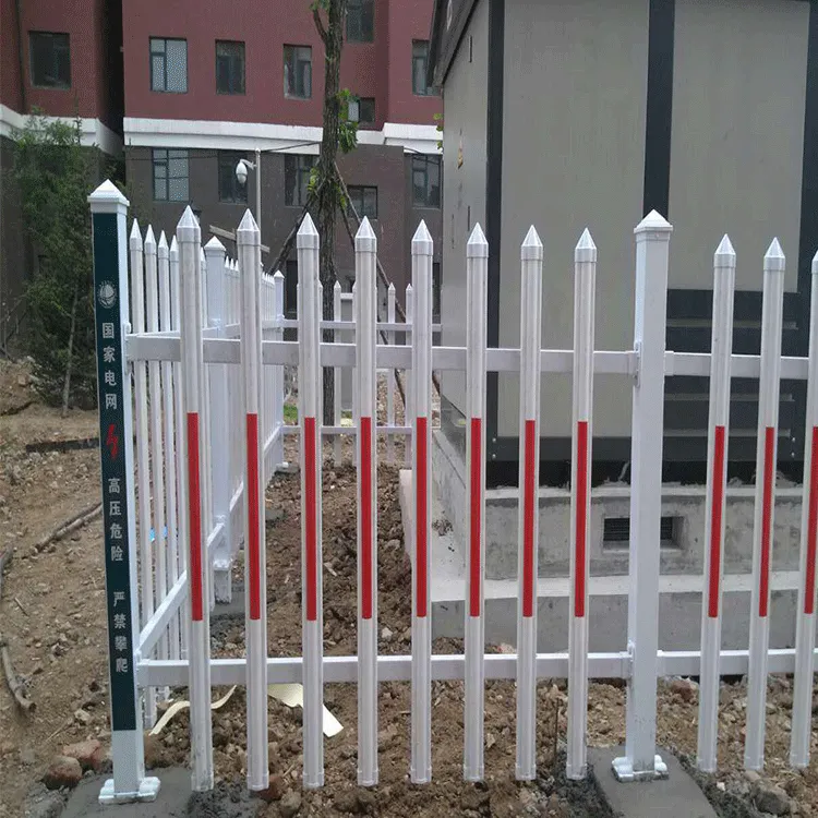 PVC草坪护栏 绿化栏杆 塑钢围栏 花坛栅栏 锌钢草坪护栏多少钱一米？