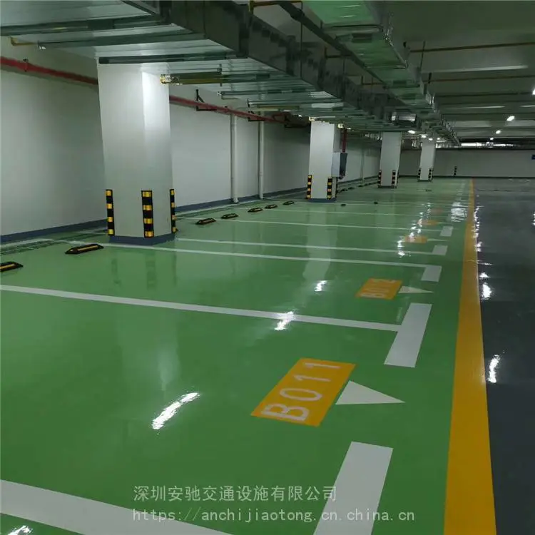 安驰交通专业承接惠州广场混凝土压花地坪漆 复古地坪施工厂家