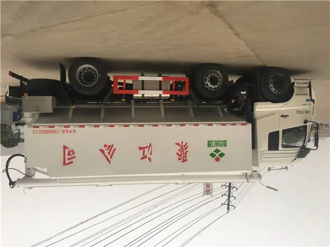 江淮***后六多功能饲料车-拉饲料汽车可拉不同饲l料