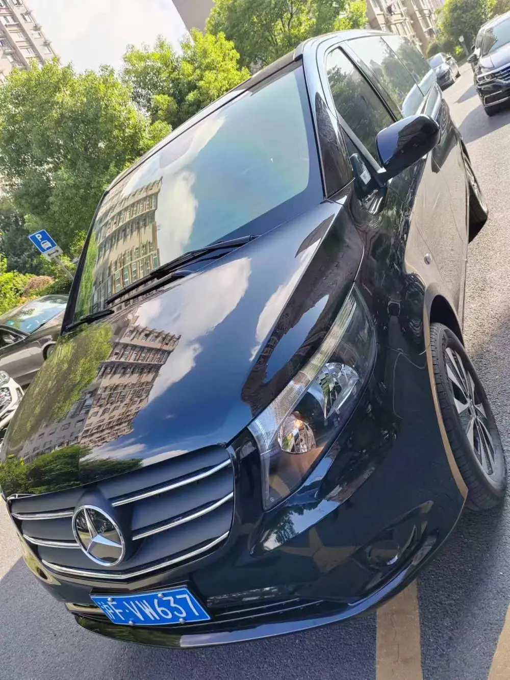 9座奔驰威霆商务车 可以***缓解压力 自驾租车