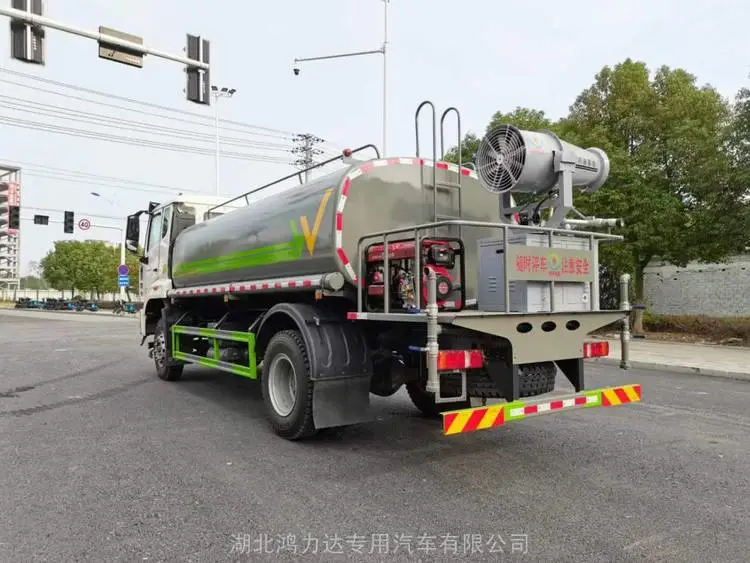 3吨洒水车 蓝牌洒水车