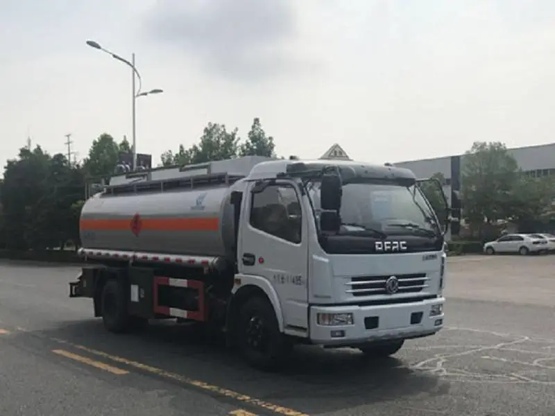 广西崇左江洲厂家直销东风国五车13至15吨柴油加油车