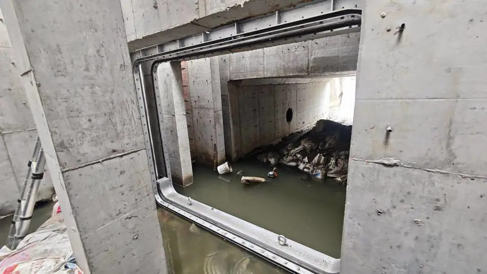 雨污分流液动下开堰门 黑臭水体治理工程设备 堰门 规格型号全