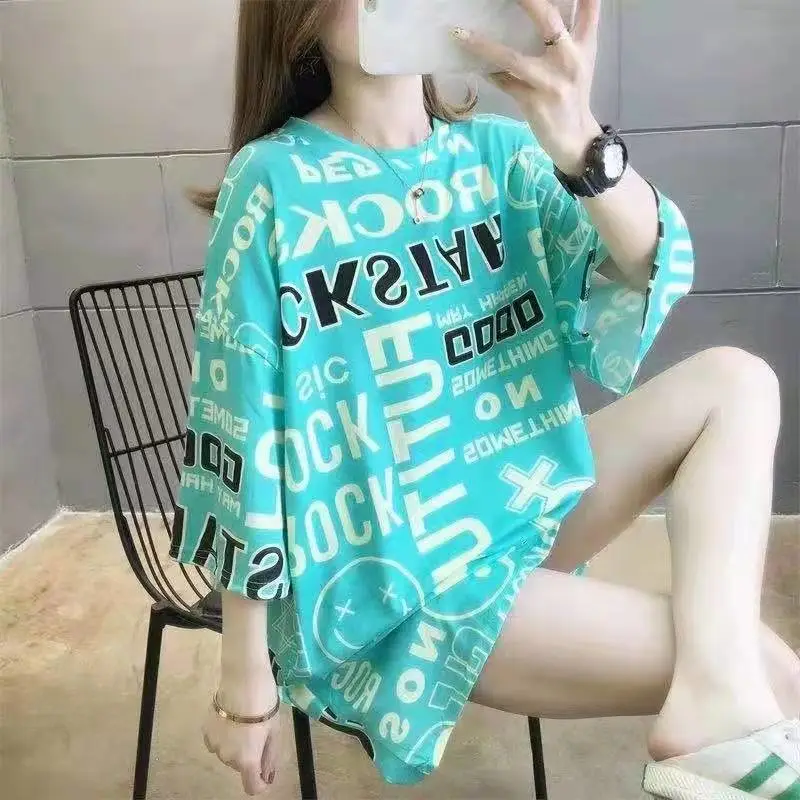 湖南怀化辰溪回收库存服装地摊服装尾货批发地摊杂款服装批发
