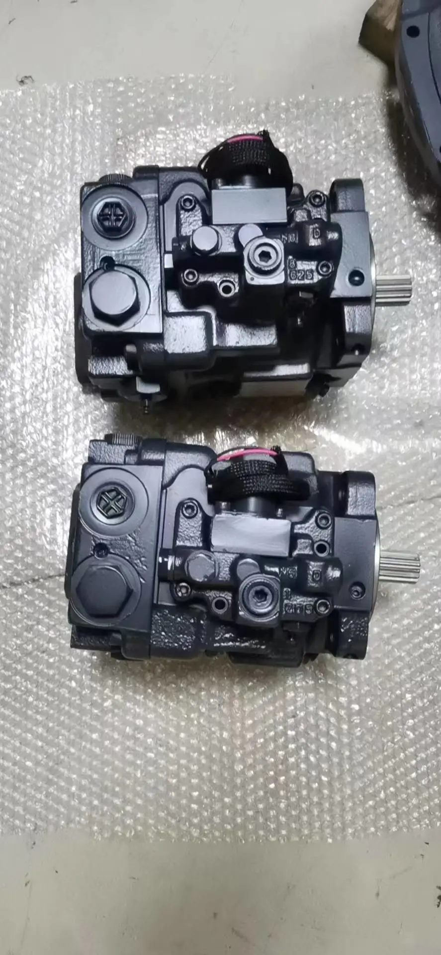 济宁恒光现货小松推土机配件D275-5D风扇泵708-1T-00421 - 供应商网