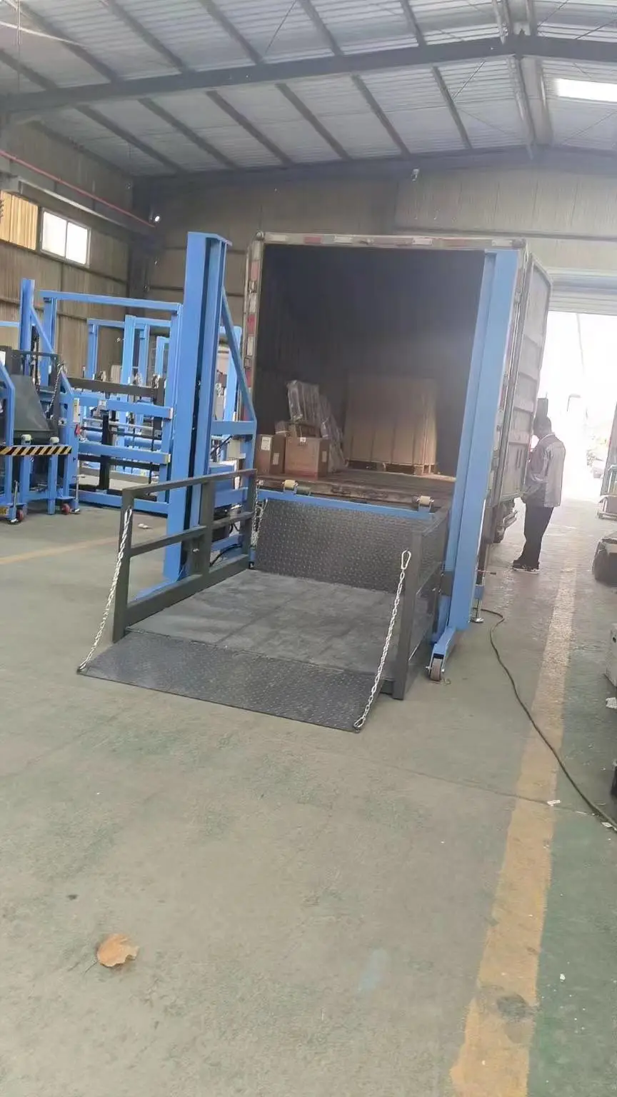 升力鑫机械 流动式登车桥10吨载重仓库装卸货物专用液压平台厂家直供