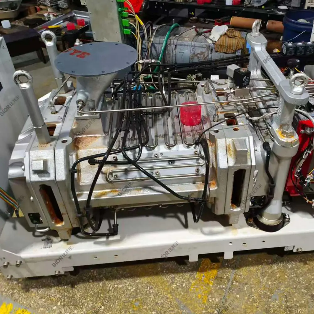 EDWARDS爱德华GXS450F干式螺杆泵维修，真空泵运行异响、震动大