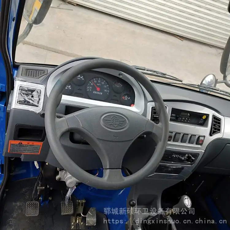 上海柴油挂桶式垃圾车垃圾清运车