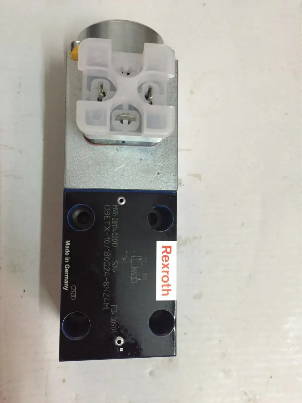 REXROTH力士乐溢流阀,电磁换向阀4WE6D62/EW230N9K4