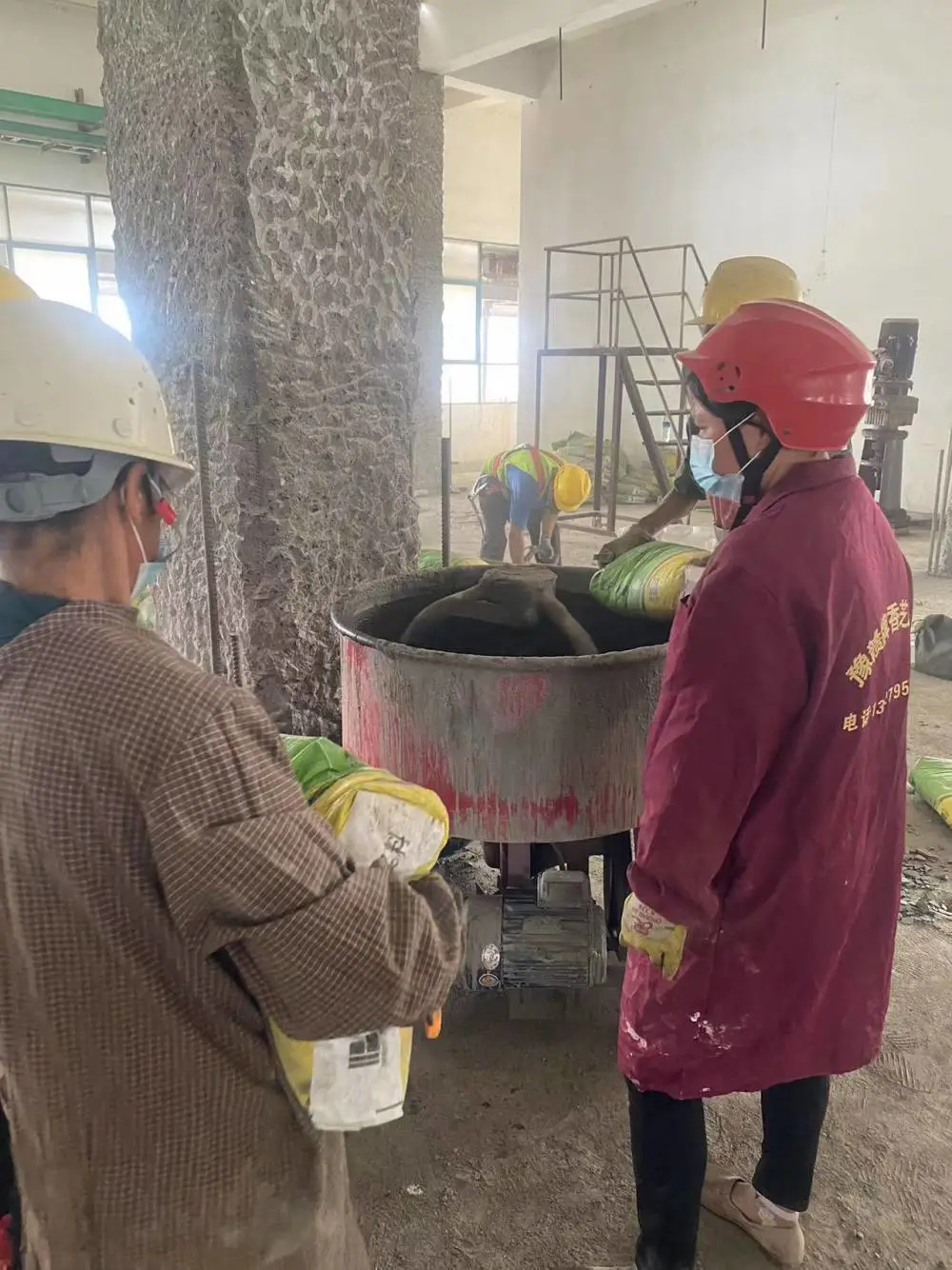 湖北宜昌远安CGM-60高强无收缩灌浆宝和汇辰混凝土结构加固改造操作简单