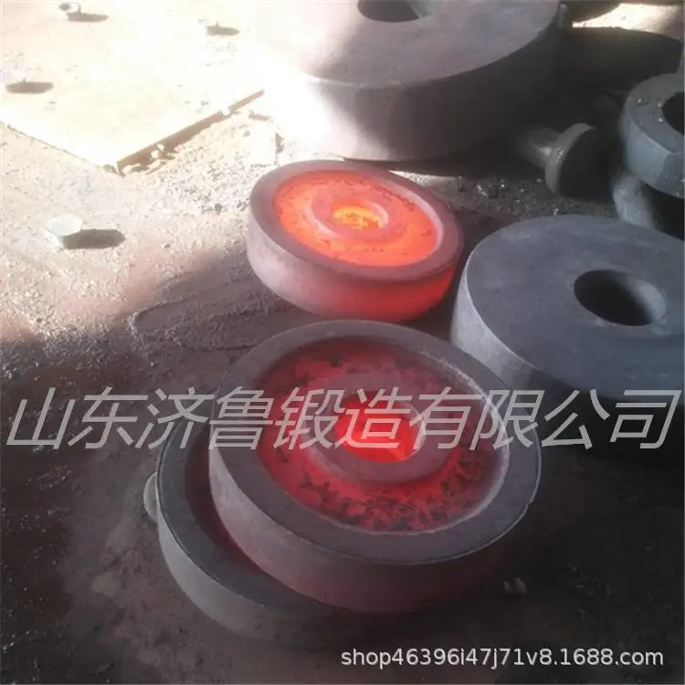 锻造车轮锻件.jpg