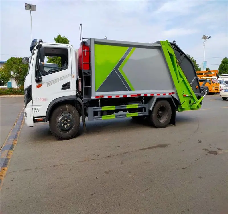 蓝牌垃圾清运车