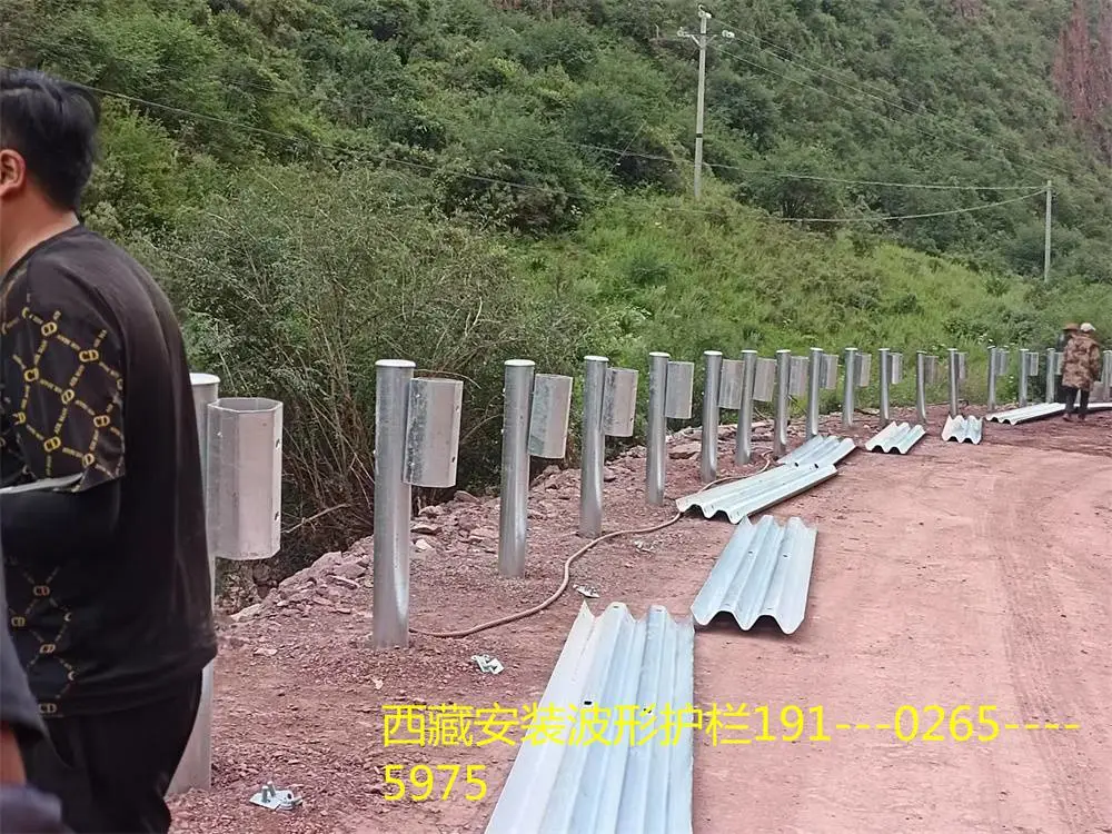桥梁护栏市政道路护栏河道护栏机非护栏防撞护栏不锈钢复合管