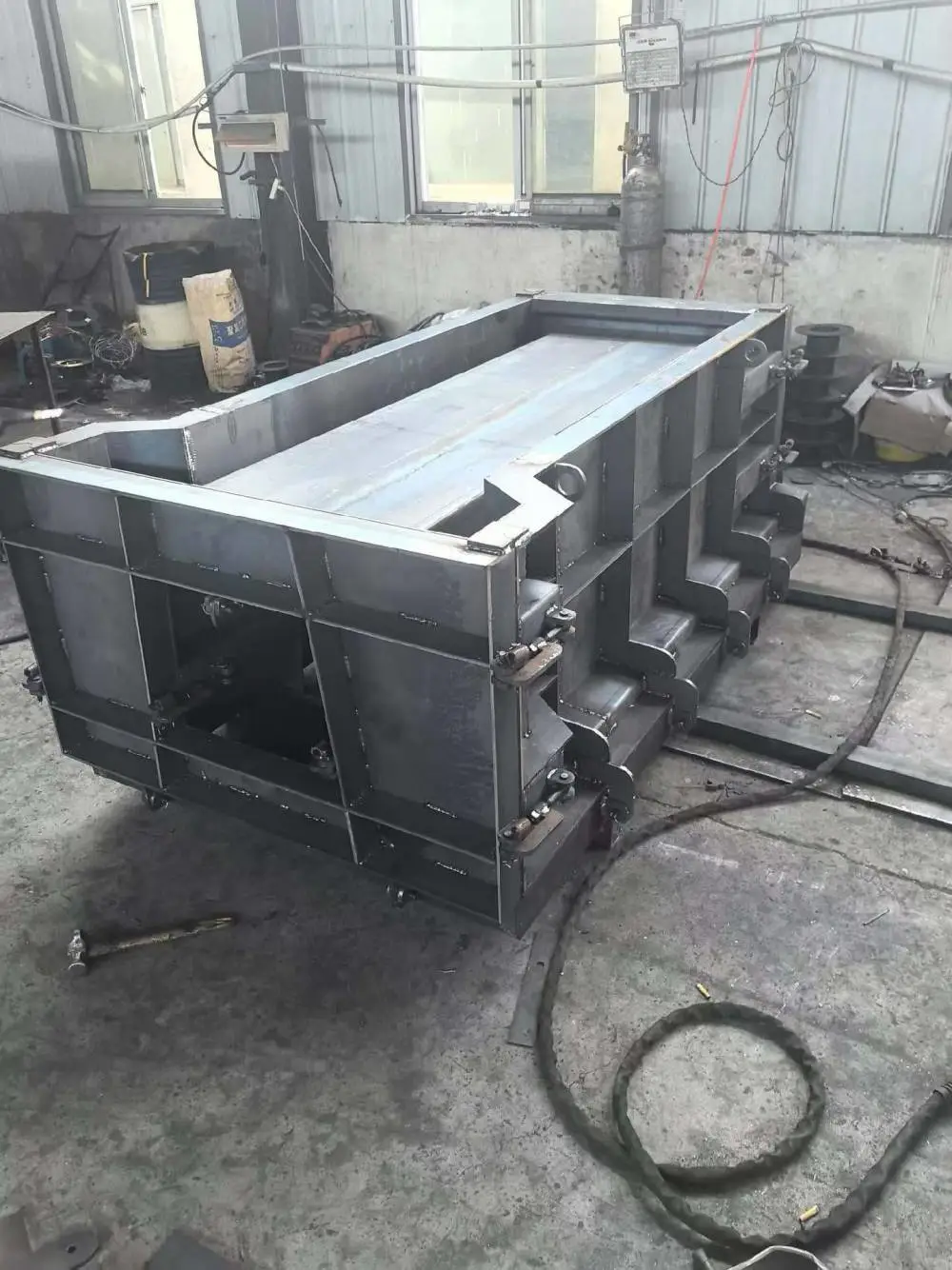 宾西镇 水泥预制 构件排水槽模具 矩形槽模具 自带密封条不露浆 京伟