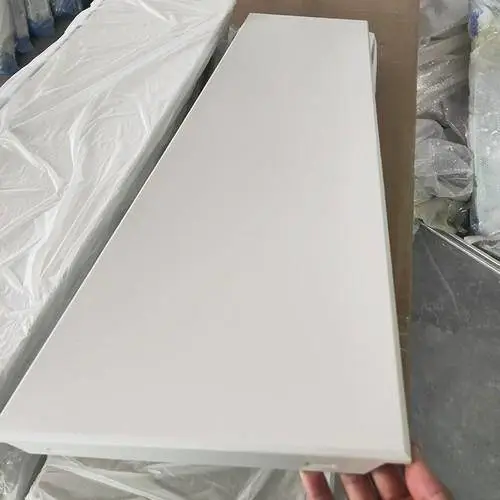 办公楼对角冲孔铝扣板 集成吊顶定制 钢之品质匠心工艺