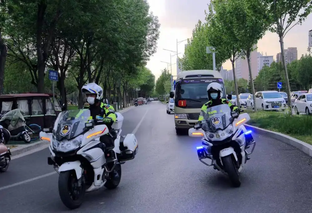 丰田考斯特出租 汽车租赁公司 新郑机场接送包车 长租短租均可