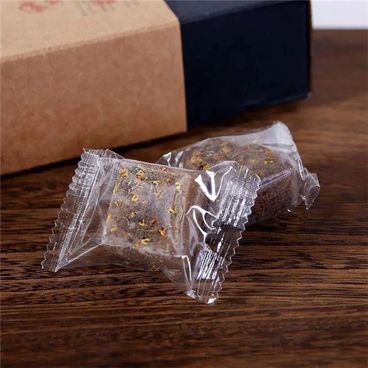 山东钦典QD250糖果面包方便面饼干药品枕式包装机多少钱