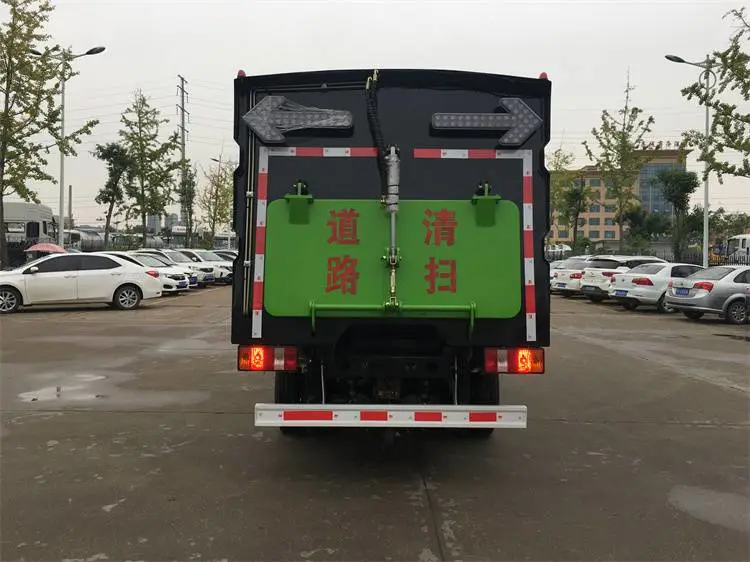 扫路车有哪几个薄壁不锈钢管厂带前冲后洒