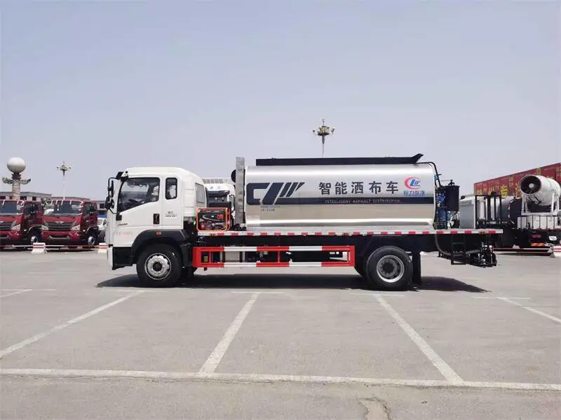 沥青洒布车型号及参数表图片 广西乳化沥青洒布车厂家8方价格
