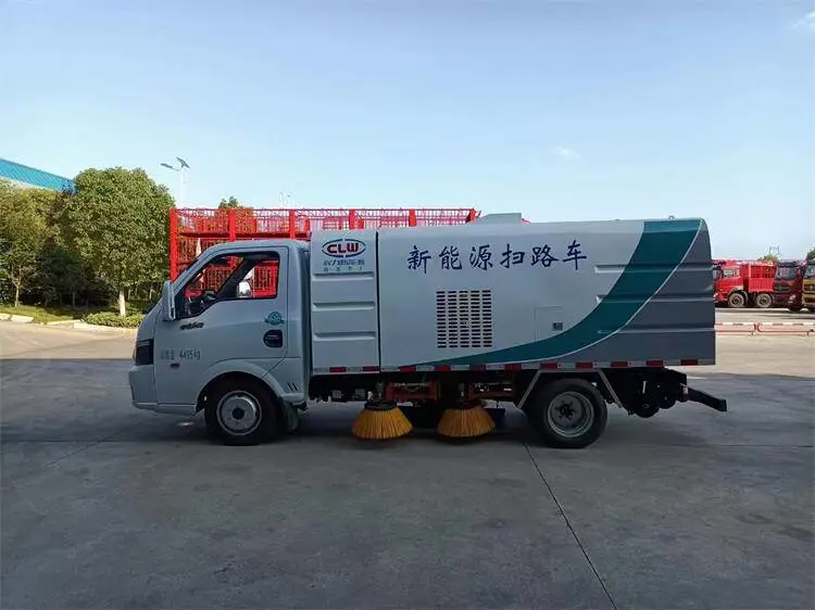 浙江电动清扫车品牌 哪里改装拖拉机清扫车 小学垃圾清扫车