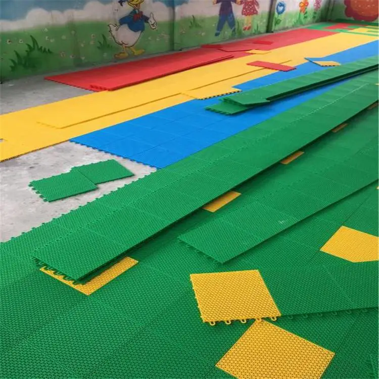 北京PP拼装地板幼儿园防伸缩拼接地板幼儿园悬浮地垫