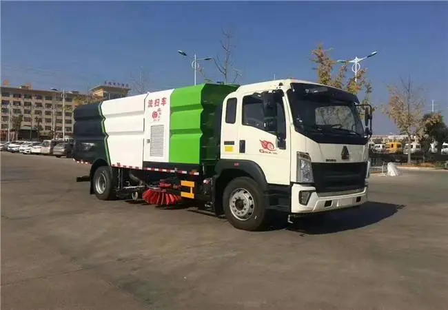 喷雾道路清扫车快速清扫专家