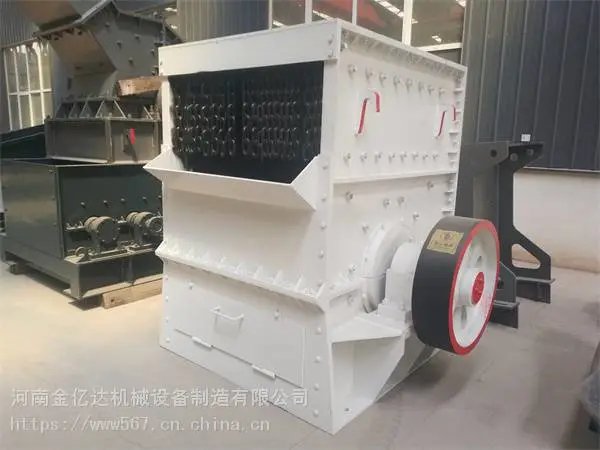 江西宜春供应履带移动式制砂机质量有***,履带移动式制砂机移动式反击破碎机