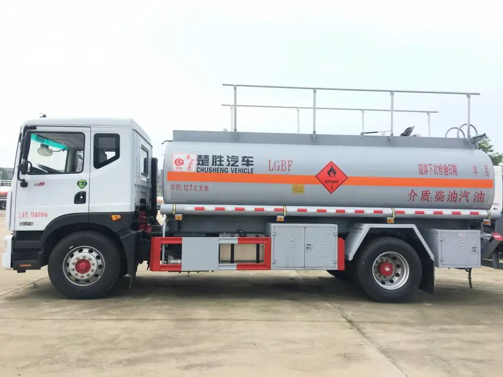 泸州天锦油槽车包上户
