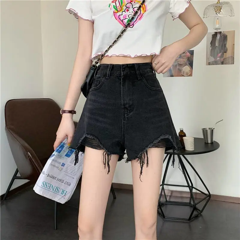 沈阳地摊服装哪里高腰牛仔短裙女夏潮青岛5元服装批发