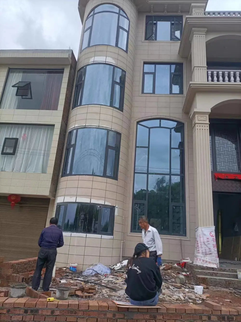 别墅阳光房自建房断桥铝门窗定制厂家思卓鲁班