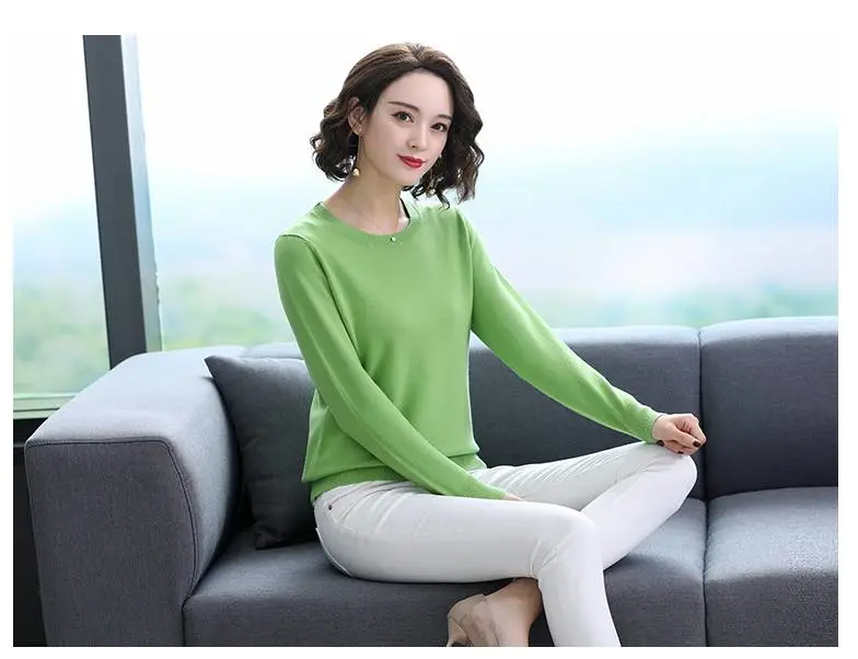 山西运城中年妇女长袖地摊毛衣好看的衣服批发网那找地摊货源圆领男装上衣