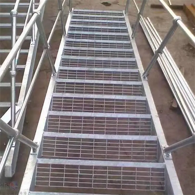 福建武平钢格栅板快速发货楼梯踏步格栅