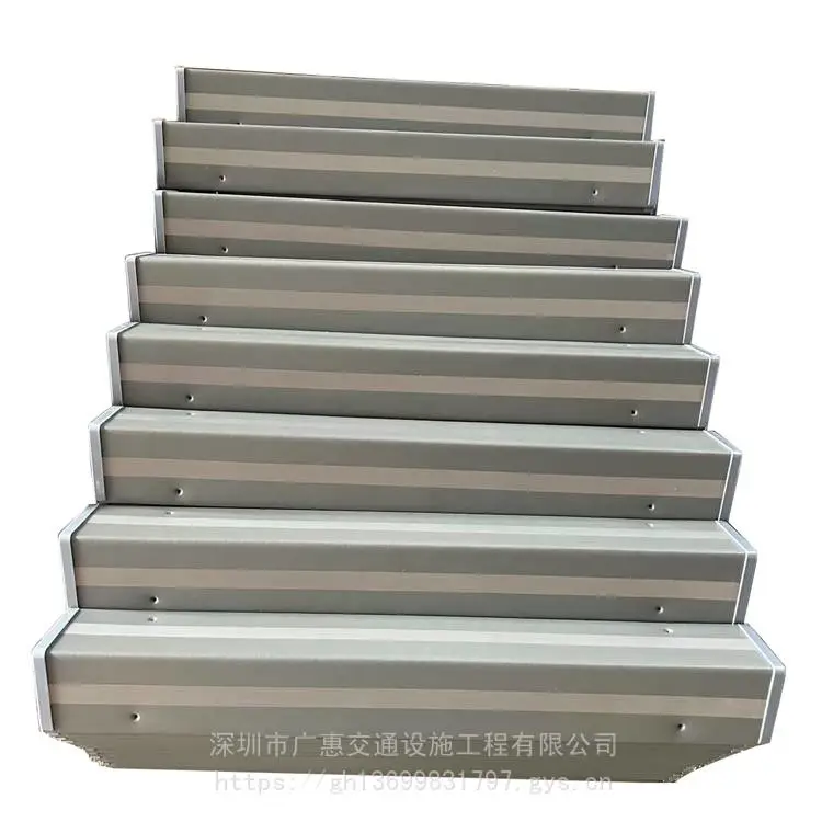 厂家现货供应汕尾橡胶弧形防撞护角,汕尾1米长橡胶直角护墙角
