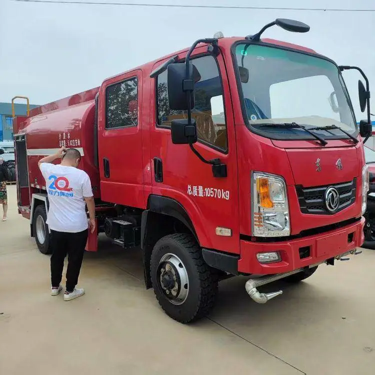 东风8吨四驱森林消防车 8方应急抢险救援灭火车 乡镇消防专用 可靠