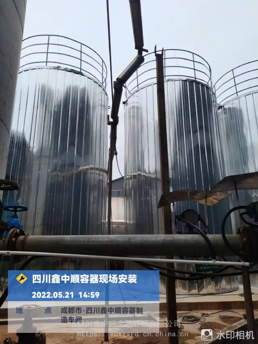 不锈钢储油罐制作加工，大型储油罐现场焊接，鑫中顺菜籽油储罐