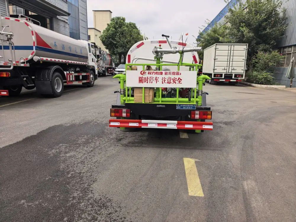 园林绿化洒水车 大型多功能喷洒车 12方雾炮抑尘车