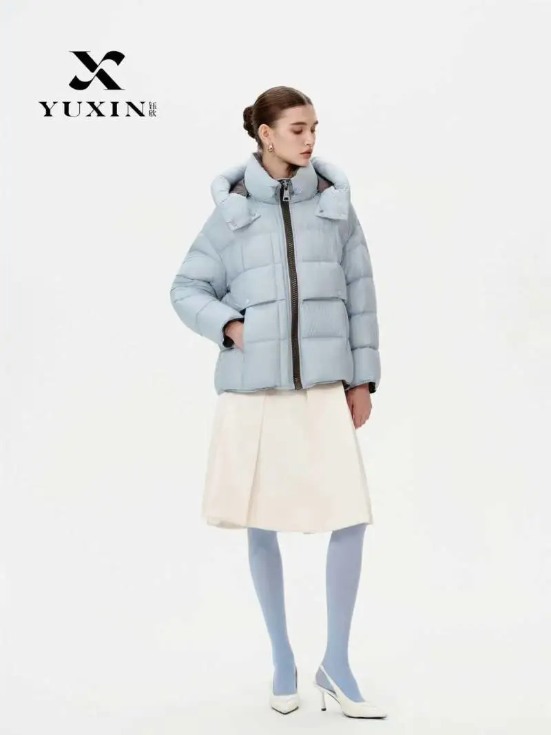 YUXIN钰欣羽绒服短款时尚保暖休闲冬装品牌折扣走份批发