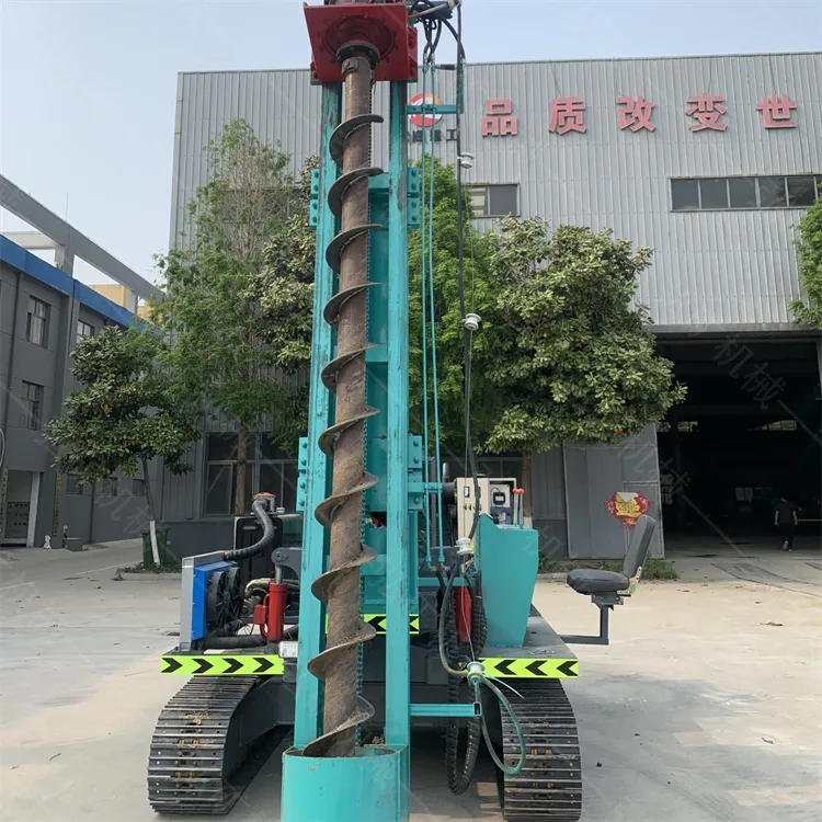 太阳能光伏打桩机 履带螺旋植桩机 小型液压钻孔机